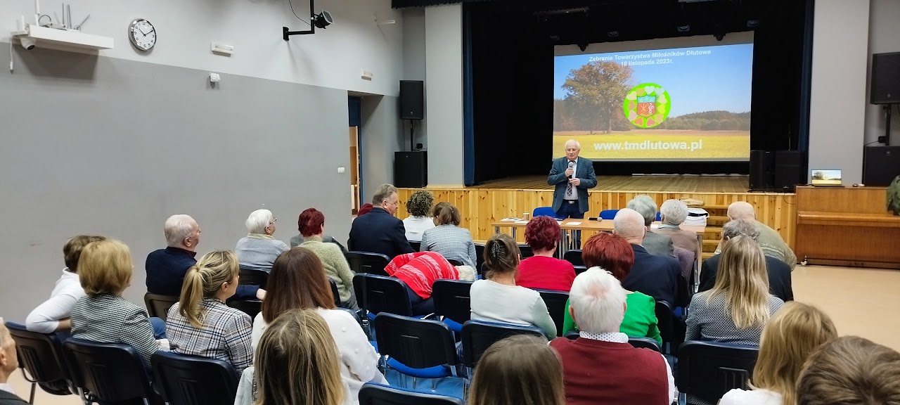 Spotkanie członków towarzystwa miłośników Dłutowa.